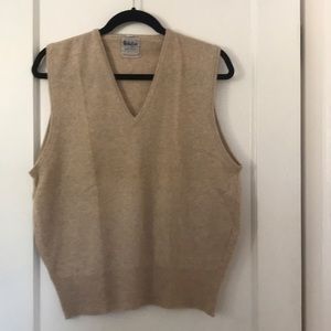 Cashmere vest